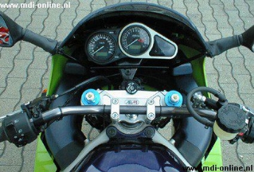 Toon details van Superbikestuurombouw kroonplaat Kawasaki ZX6-R 1998-1999 Afbeeldingen van Superbikestuurombouw kroonplaat Kawasaki ZX6-R 1998-1999