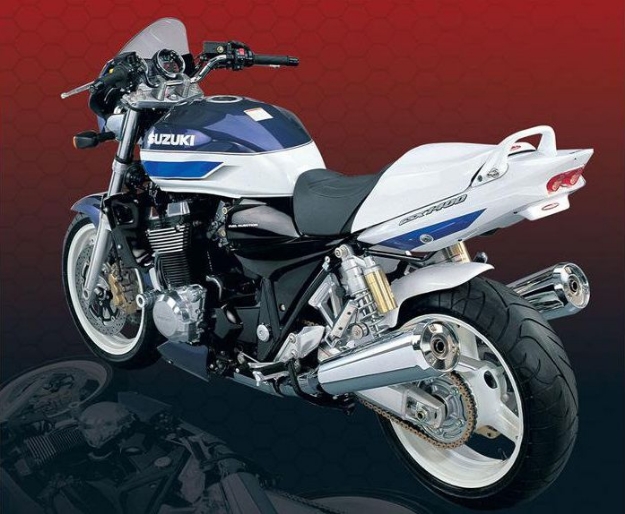 Afbeeldingen van Achterspatbord zwart Suzuki GSX1400