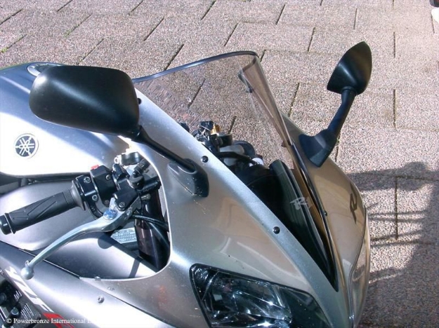 Afbeeldingen van Vervangingsruit Jetstream 2mm race Yamaha YZF-R1 '02-'03 (UVK)