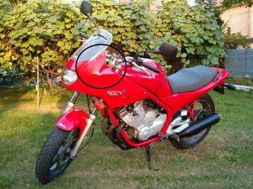 Toon details van Vervangingsruit touring Yamaha XJ600N/S DIVERSION '91-'92 ZONDER handkappen Afbeeldingen van Vervangingsruit touring Yamaha XJ600N/S DIVERSION '91-'92 ZONDER handkappen