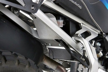 Toon details van Remvloeistofreservoir bescherm plaat Yamaha XT1200 Tenere Afbeeldingen van Remvloeistofreservoir bescherm plaat Yamaha XT1200 Tenere
