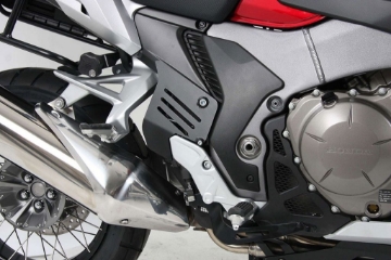 Toon details van Afdekplaat rechts Hepco&Becker Honda VFR1200X Crosstourer Afbeeldingen van Afdekplaat rechts Hepco&Becker Honda VFR1200X Crosstourer