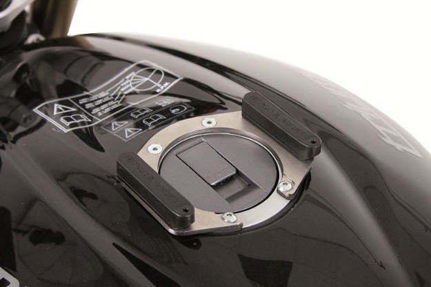 Afbeeldingen van Tankring Lock-it Hepco&Becker voor Aprilia/Triumph/Moto Guzzi/Cagiva/ Kawasaki tankdop 6 gaten