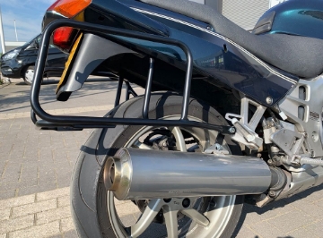 Toon details van Kofferrek zwart Hepco & Becker Honda VFR750F '94-97 Afbeeldingen van Kofferrek zwart Hepco & Becker Honda VFR750F '94-97