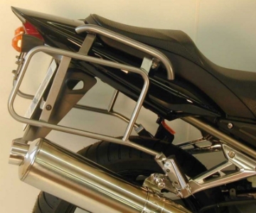 Toon details van Kofferrek zwart Hepco & Becker Yamaha FZS1000 '01-'05 Afbeeldingen van Kofferrek zwart Hepco & Becker Yamaha FZS1000 '01-'05