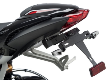 Toon details van Kentekenplaathouder Puig Triumph STREET TRIPLE 675/R / 765RS / DAYTONA 675/R Afbeeldingen van Kentekenplaathouder Puig Triumph STREET TRIPLE 675/R / 765RS / DAYTONA 675/R