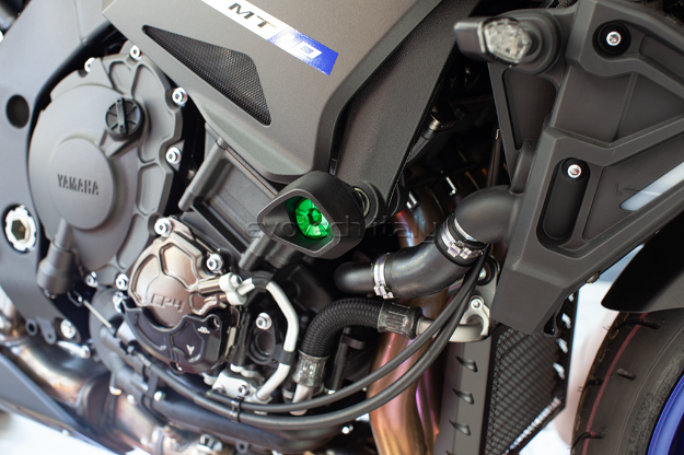 Afbeeldingen van Sliders Evotech Anti-Shock groen Yamaha MT-10 '16-
