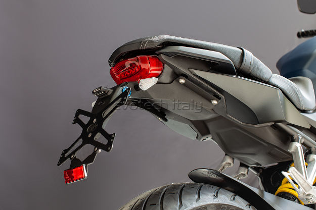 Afbeeldingen van Kentekenplaathouder Evotech Honda CB650R '19-20