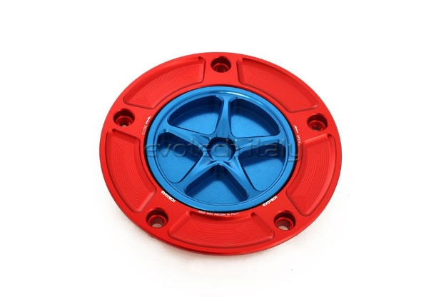 Afbeeldingen van Tankdop met schroefdop Evotech diverse Kawasaki modellen rood/blauw