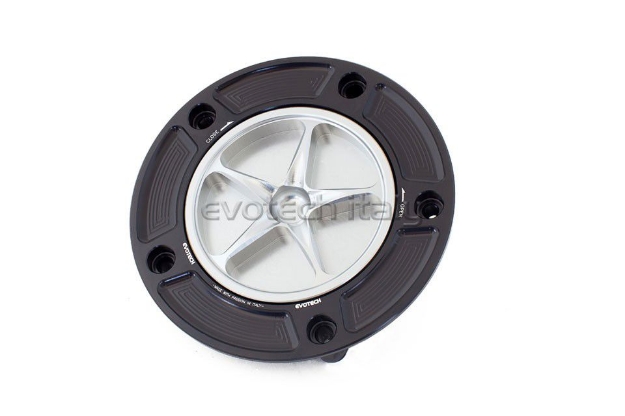 Afbeeldingen van Tankdop met schroefdop Evotech Suzuki 5 bouten (SU2) zwart/zilver