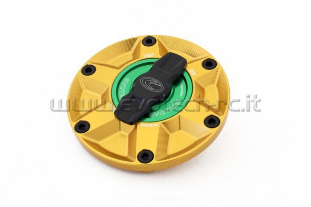 Afbeeldingen van Tankdop met snelsluiter van Evotech voor diverse Aprilia / Triumph / MV Agusta goud/groen