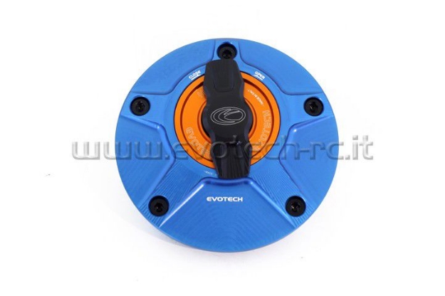 Afbeeldingen van Tankdop met snelsluiter van Evotech voor diverse Kawasaki modellen blauw/oranje