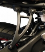 Afbeeldingen van Uitlaatsteun zwart met afwerkplaatje Evotech Performance Yamaha YZF-R3 '15-