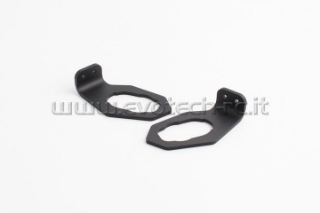 Toon details van Evotech kentekenplaatbeugeltjes voor montage originele Kawasaki knipperlichten Afbeeldingen van Evotech kentekenplaatbeugeltjes voor montage originele Kawasaki knipperlichten