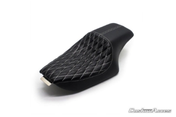 Toon details van Seat model Pasadena Custom Access voor diverse Harley Davidson Sportster's Afbeeldingen van Seat model Pasadena Custom Access voor diverse Harley Davidson Sportster's