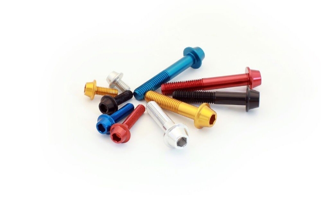 Afbeeldingen van Aluminium boutje model TCRCE M8x40