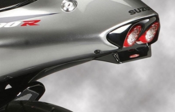Toon details van Tailguards dual light LED zwart Suzuki GSXR1300 -2007 Afbeeldingen van Tailguards dual light LED zwart Suzuki GSXR1300 -2007