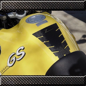 Toon details van Ztechnik carbon fiber tank protector BMW R1150R / R1150GS/ADV / R1100S Afbeeldingen van Ztechnik carbon fiber tank protector BMW R1150R / R1150GS/ADV / R1100S