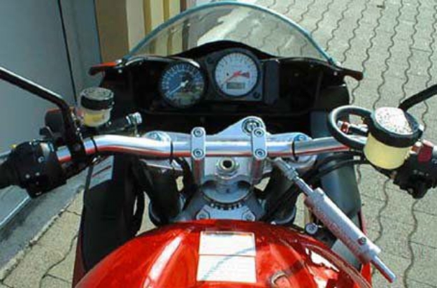 Afbeeldingen van Superbikestuurombouw A1 kit Suzuki TL1000S