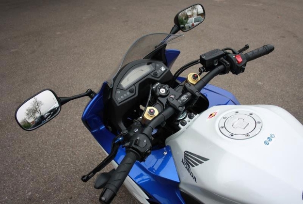 Afbeeldingen van Superbikestuurombouw A1 kit BOOSTER Honda CBR600F 2011- MET ABS