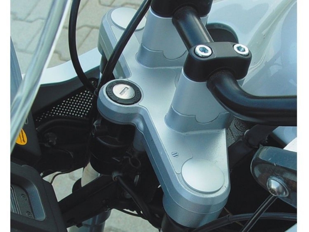 Afbeeldingen van Yoke Guard ABS-Pad BMW R1100GS// R1150GS/Adventure// R850GS - silver Wunderlich