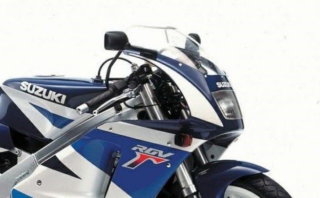 Afbeeldingen van Vervangingsruit standaard Suzuki RGV250 '89-'90-transparant