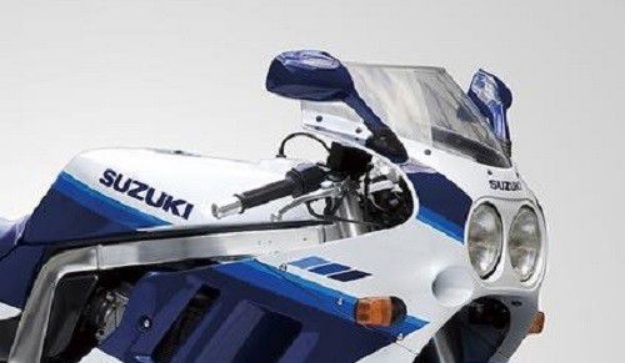 Afbeeldingen van Vervangingsruit standaard Suzuki GSXR1100 '95-