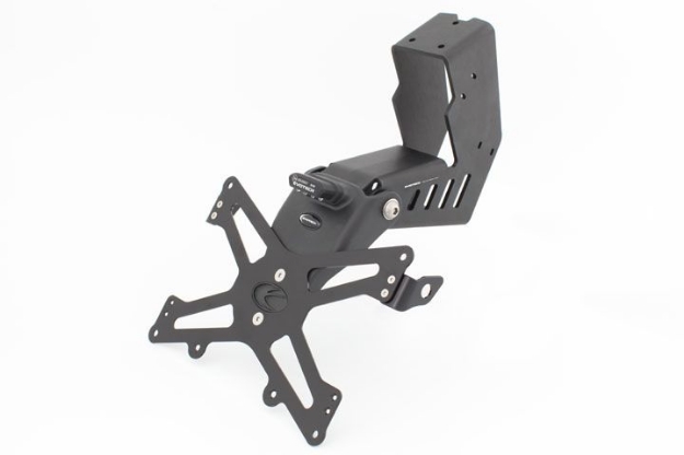 Afbeeldingen van Kentekenplaathouder Evotech Aprilia DORSODURO 1200 '11-/ 750 '12-/ 900 '17-