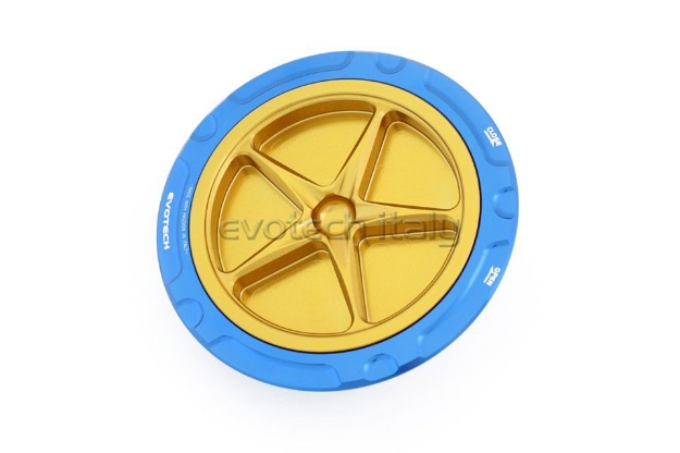 Afbeeldingen van Tankdop met schroefdop Evotech BMW R Nine T/ 1200 Scrambler '14- blauw/goud