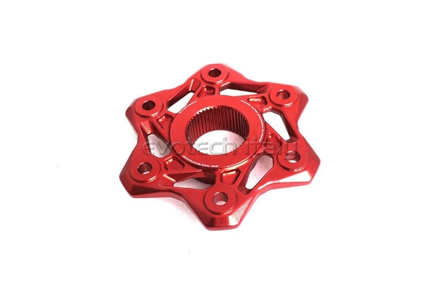 Afbeeldingen van Tandwieldrager aluminium Evotech Triumph Speed Triple 1200 RS '21- -rood