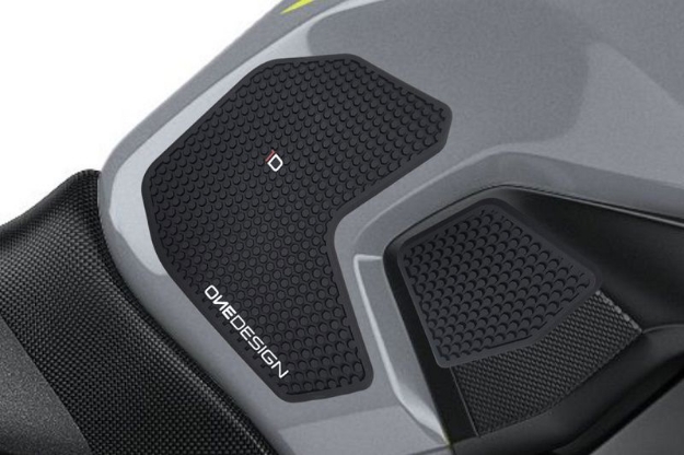 Afbeeldingen van Tank protector/grip stickers zwart Puig Yamaha MT-09 ’13-/SP ’18-