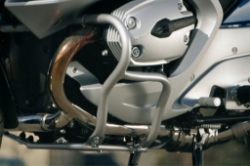 Afbeeldingen van Engine protection bar BMW R1200RT -'13 silver Wunderlich