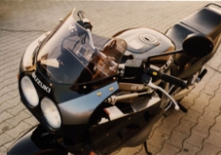 Afbeeldingen van Superbikestuurombouw A1 kit Suzuki GSXR1100 1993-1994