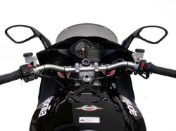 Afbeeldingen van Superbikestuurombouw A1 kit Aprilia RSV1000R MILLE FACTORY 2004-2008