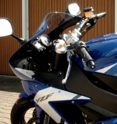 Afbeeldingen van Superbikestuurombouw A1 kit Yamaha YZF-R1 2002-2003