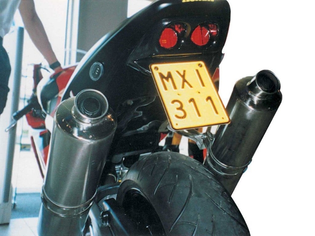 Afbeeldingen van Tailguards dual light zwart Honda VTR1000 SP1