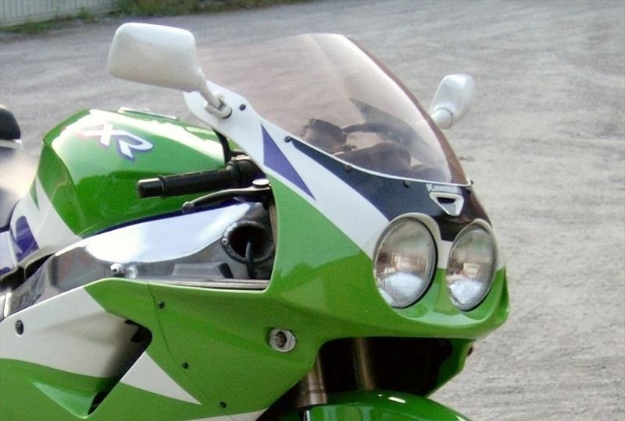 Afbeeldingen van Vervangingsruit Standaard Kawasaki ZXR750 '93-'95-licht getint
