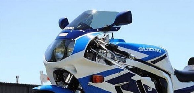 Afbeeldingen van Vervangingsruit standaard Suzuki GSX-R750 '91-licht getint