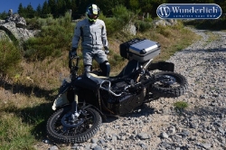 Afbeeldingen van Tank protection bar ADVENTURE BMW F800GS Adventure '13-- stainless steel Wunderlich