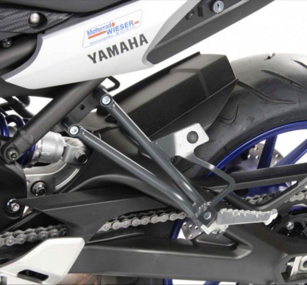 Afbeeldingen van Voetsteun verlagingset voor duo passagier Yamaha MT-09 Tracer 2015-