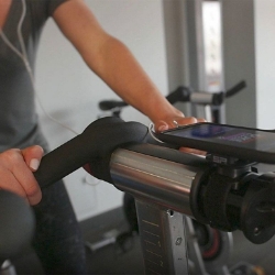 Afbeeldingen van Universele bevestiging met klittenband SP Connect