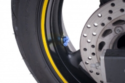 Afbeeldingen van Haakse ventielen 11mm Puig aluminium per set