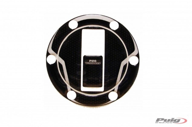 Afbeeldingen van Tankdopcover Puig Aprilia -'07 / Triumph / Cagiva (6 gaten) zwart/carbon look // Aprilia Shiver 900 '17-