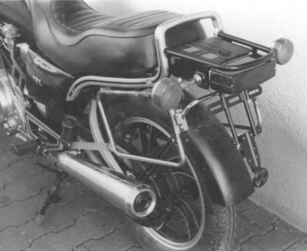 Afbeeldingen van Kofferrek zwart Hepco & Becker Yamaha TR1 '81-