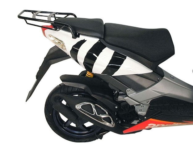 Afbeeldingen van Topdrager zwart Minirack Hepco&Becker Aprilia SR50 R/ Factory '05-