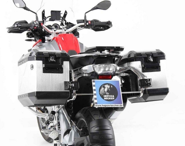 Afbeeldingen van Kofferset Hepco&Becker 'Cutout' met RVS rek en Xplorer koffers BMW R1200GS LC '13-'18