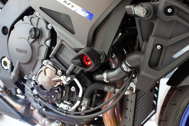 Afbeeldingen van Sliders Evotech Anti-Shock rood Yamaha MT-10 '16-