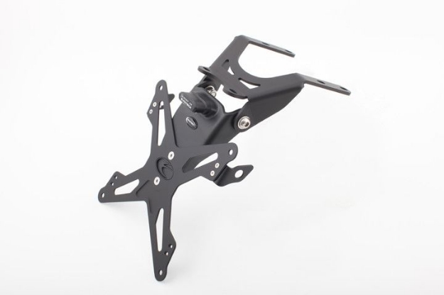 Afbeeldingen van Kentekenplaathouder Evotech KTM 625 SMC