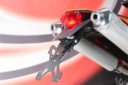 Afbeeldingen van Kentekenplaathouder Evotech KTM 625 SMC