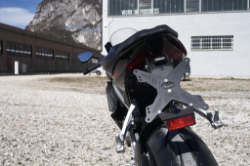 Afbeeldingen van Kentekenplaathouder Evotech Aprilia RS660 '21-